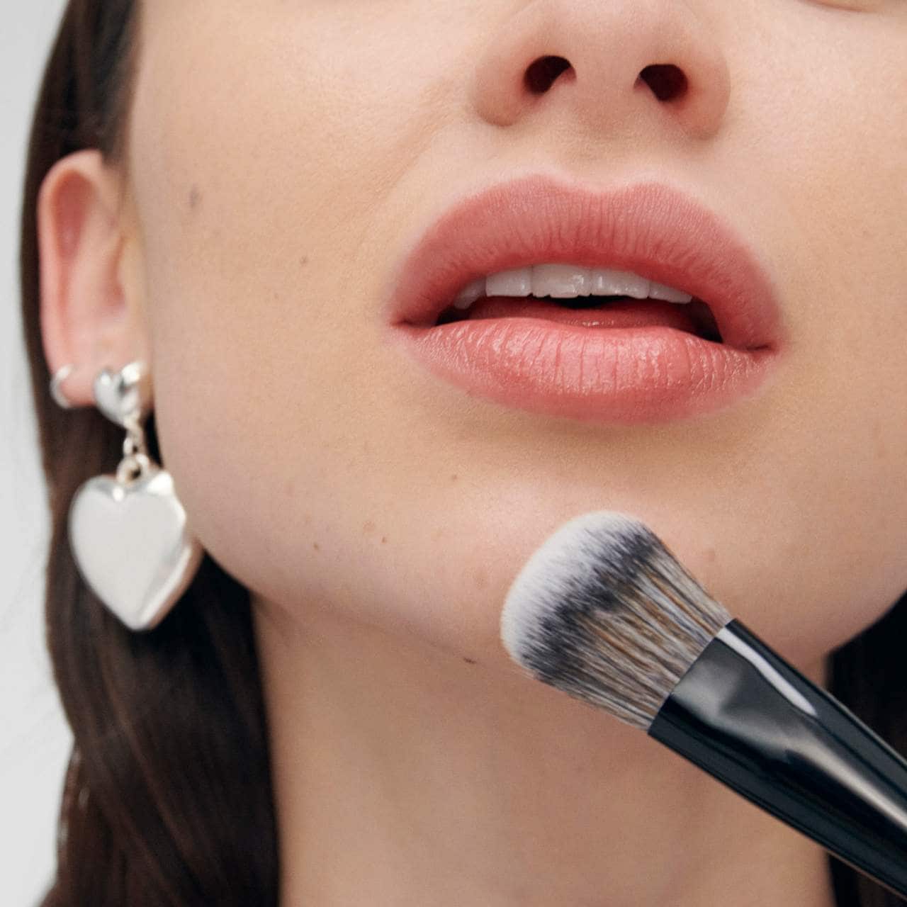 SEPHORA COLLECTION - PRO Foundation Brush #56 - Image 4