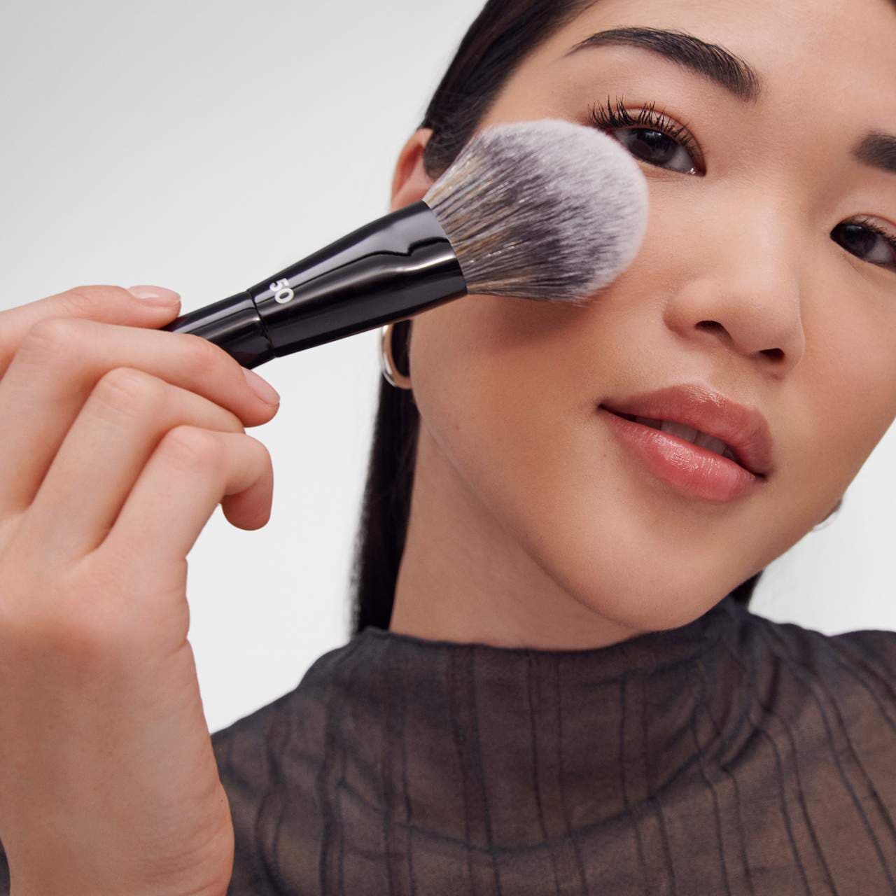 SEPHORA COLLECTION - PRO Powder Brush #50 - Image 3