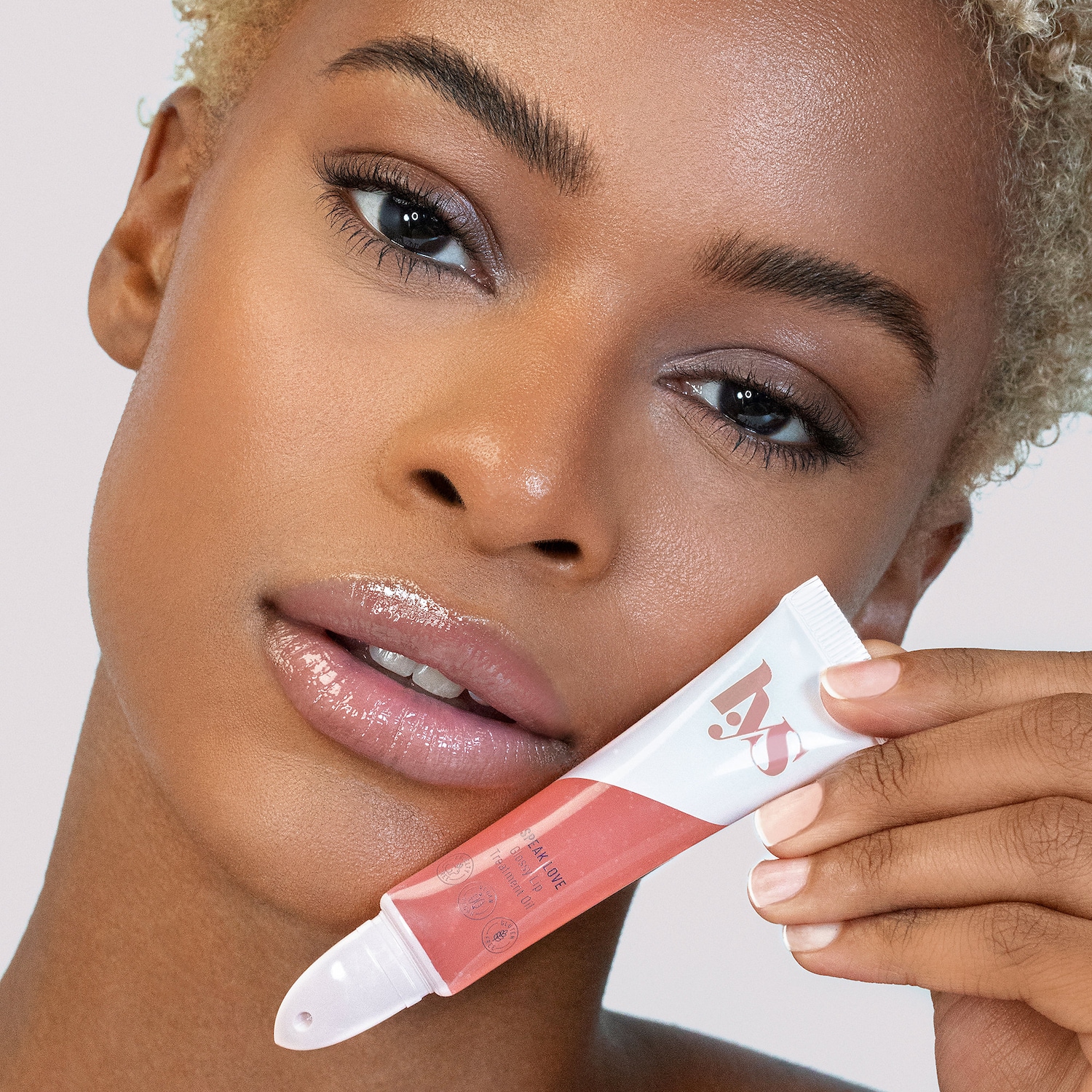 LYS Beauty – Speak Love Glossy Lip Treatment Oil