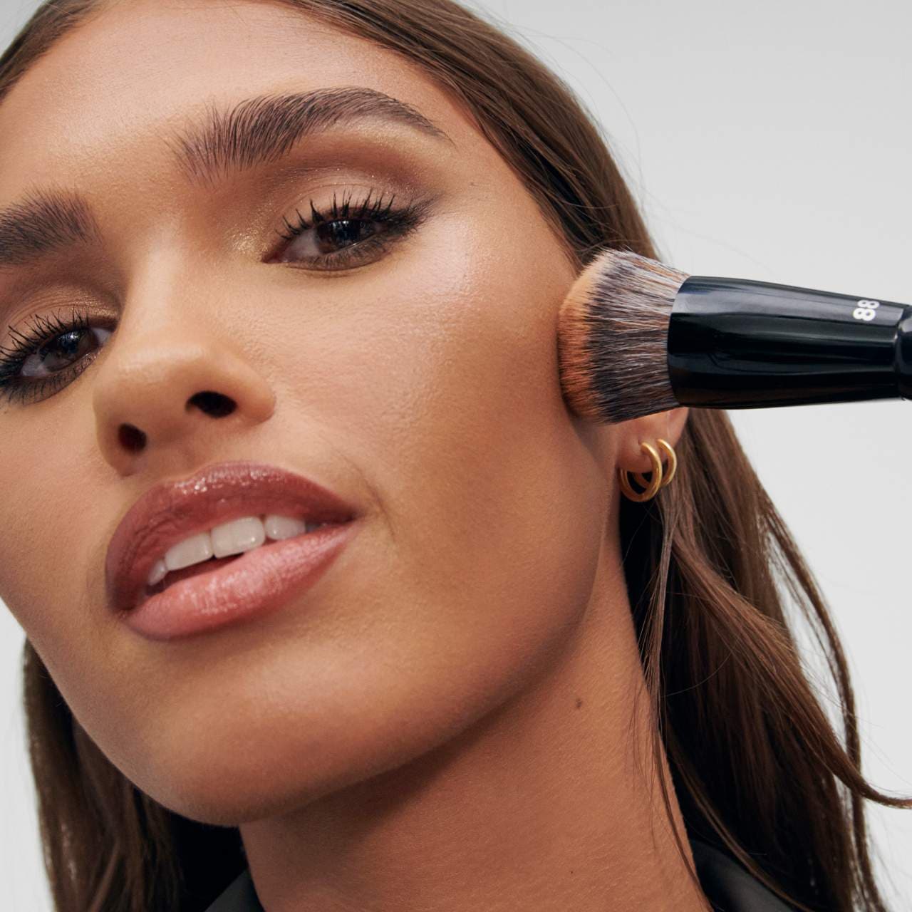 SEPHORA COLLECTION - PRO Bronzer Brush #88 - Image 3