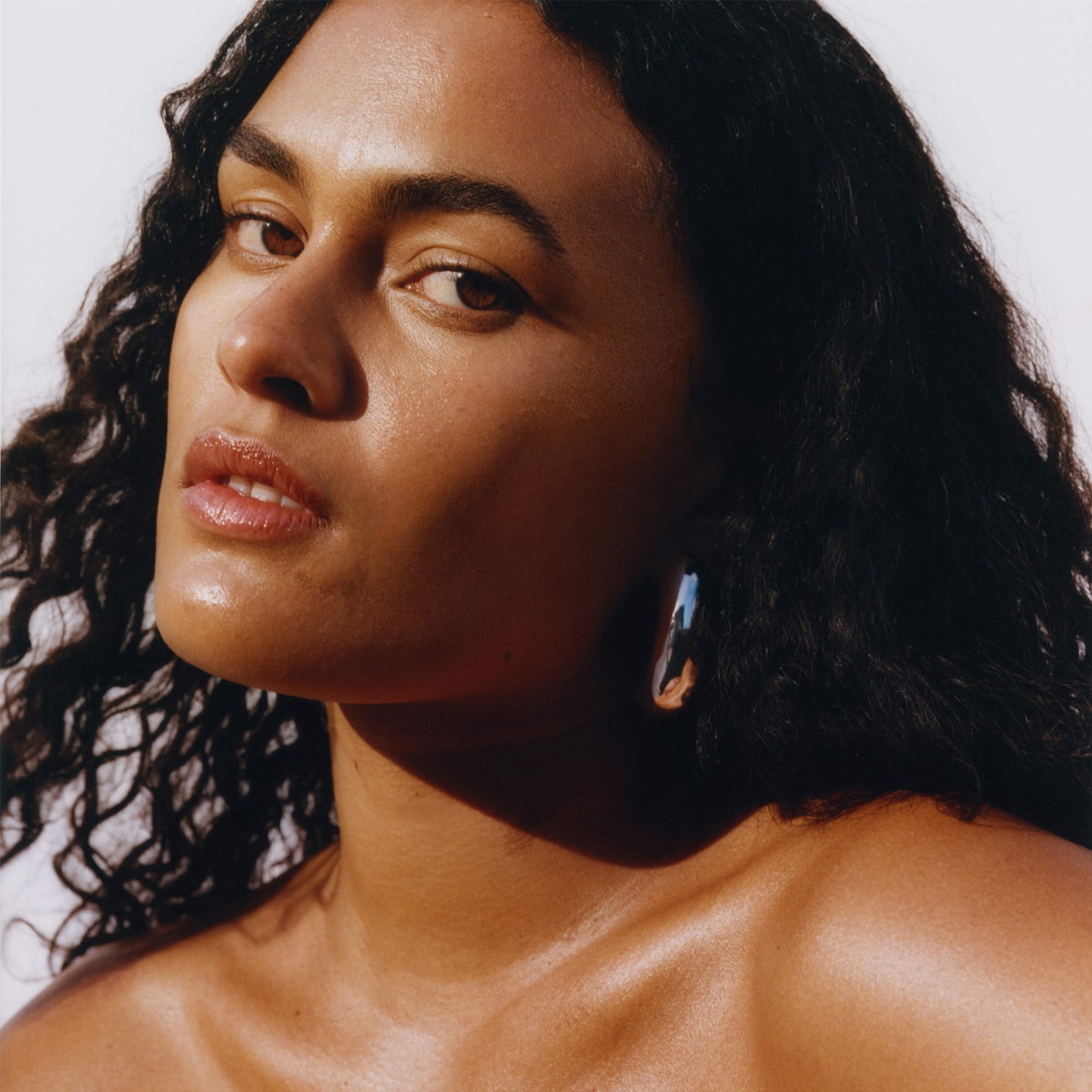 Glossier - Futuredew Facial Oil-Serum Hybrid - Image 2
