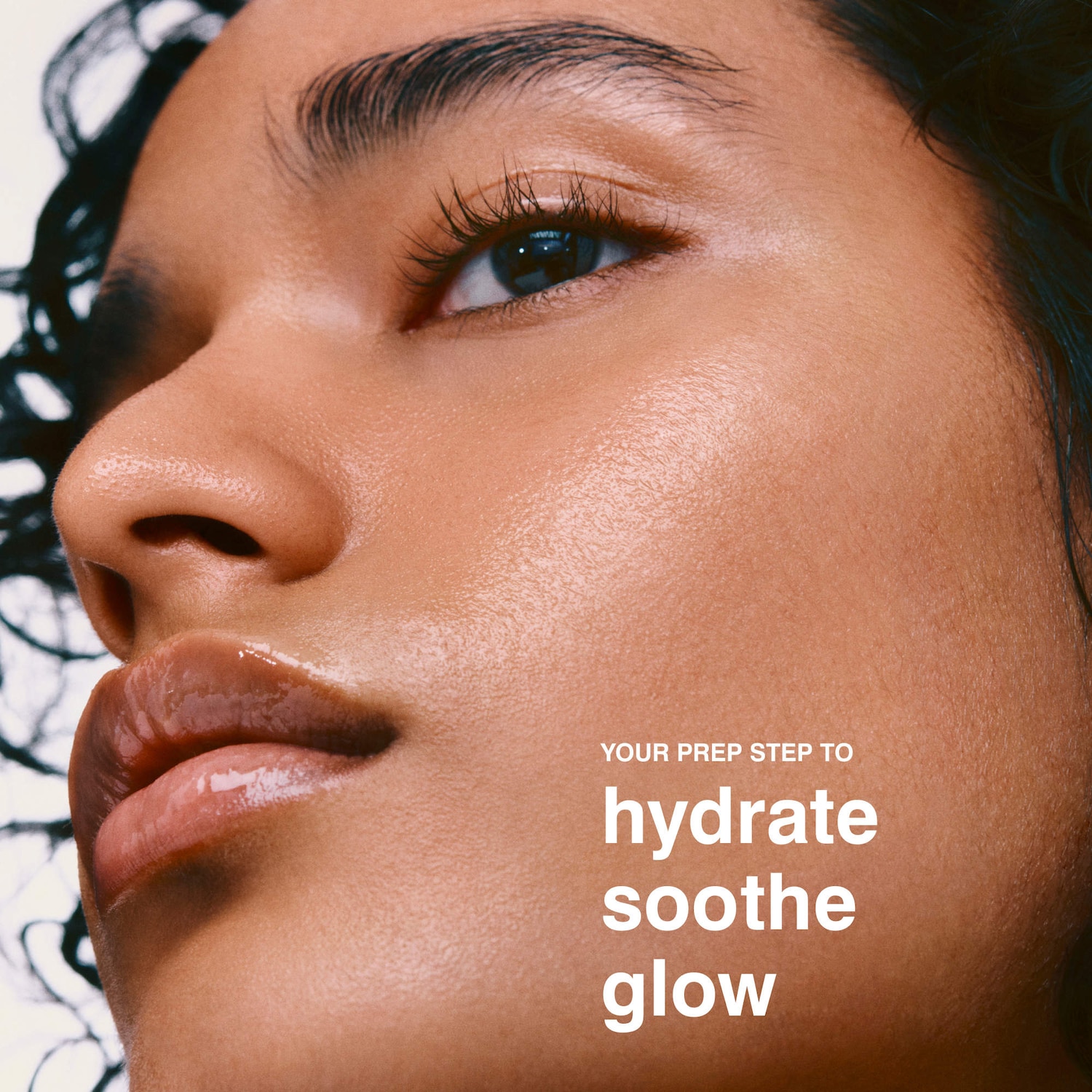 rhode - Glazing Milk Hydrating Ceramide Facial Essence - Image 2