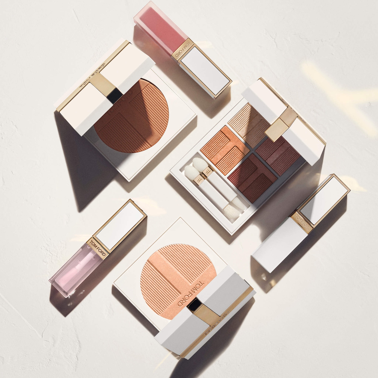 TOM FORD - Soleil Hydrating Lip Oil with Vitamin E & Coconut Oil - Image 4